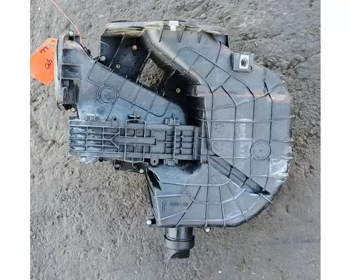PETERBILT 579 Air Cleaner