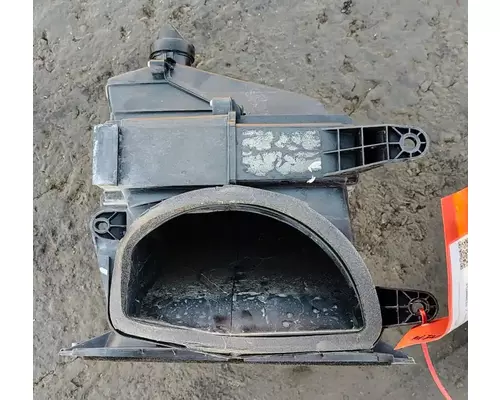 PETERBILT 579 Air Cleaner