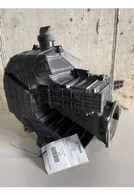 PETERBILT 579 Air Cleaner