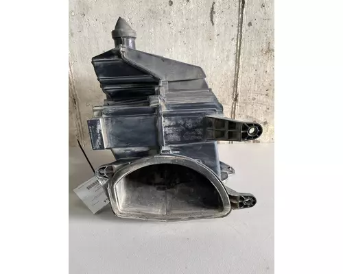 PETERBILT 579 Air Cleaner