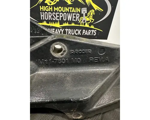 PETERBILT 579 Air Deflector