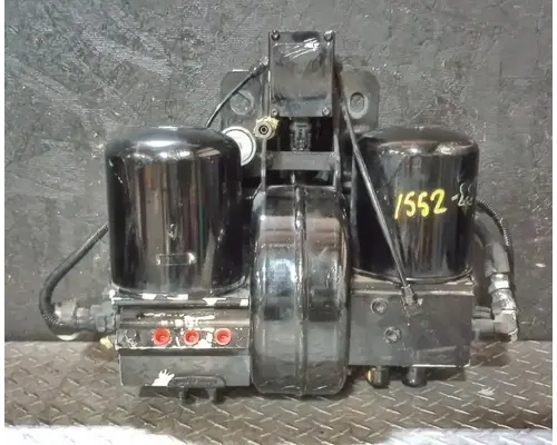 PETERBILT 579 Air Drier