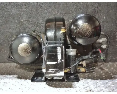 PETERBILT 579 Air Drier