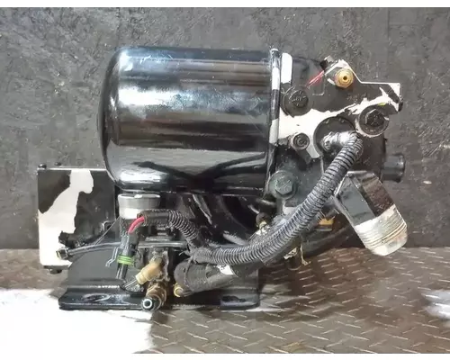 PETERBILT 579 Air Dryer