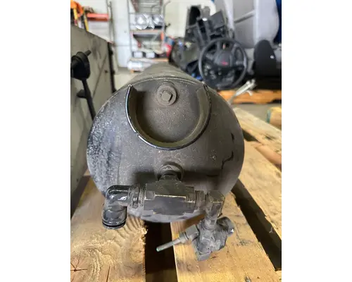 PETERBILT 579 Air Tank