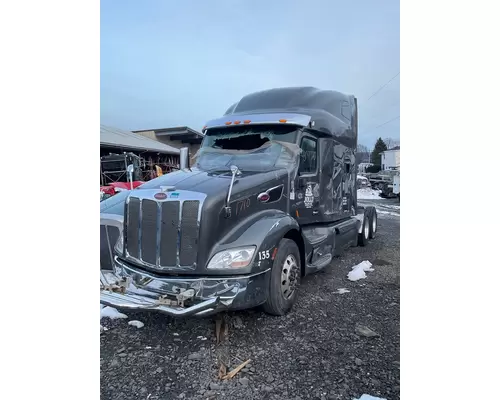 PETERBILT 579 Axle Beam (Front)