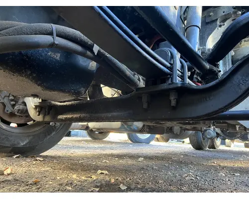 PETERBILT 579 Axle Beam (Front)