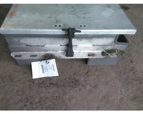 PETERBILT 579 BATTERY BOX