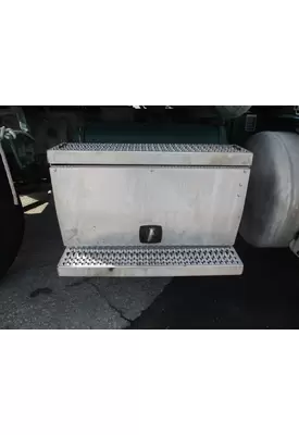 PETERBILT 579 BATTERY BOX