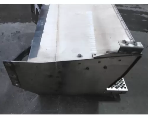 PETERBILT 579 BATTERY BOX