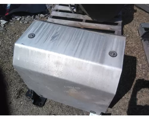 PETERBILT 579 BATTERY BOX