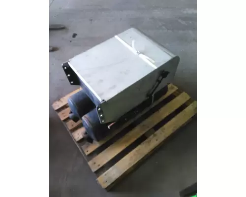 PETERBILT 579 BATTERY BOX