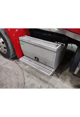 PETERBILT 579 BATTERY BOX