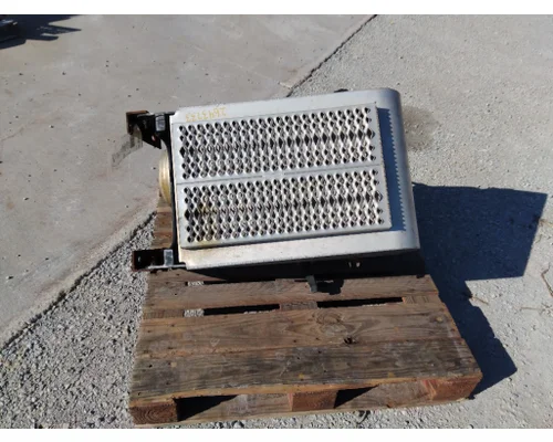 PETERBILT 579 BATTERY BOX