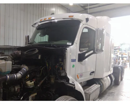 PETERBILT 579 BATTERY BOX