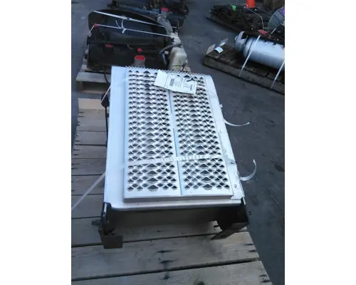 PETERBILT 579 BATTERY BOX