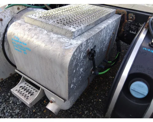 PETERBILT 579 BATTERY BOX