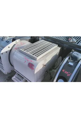 PETERBILT 579 BATTERY BOX