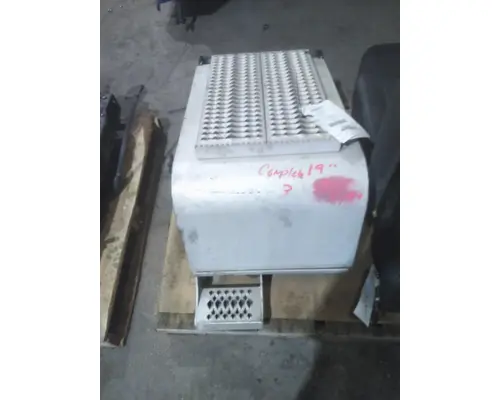 PETERBILT 579 BATTERY BOX