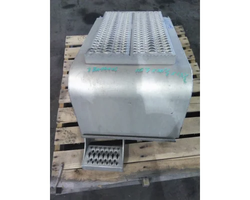 PETERBILT 579 BATTERY BOX