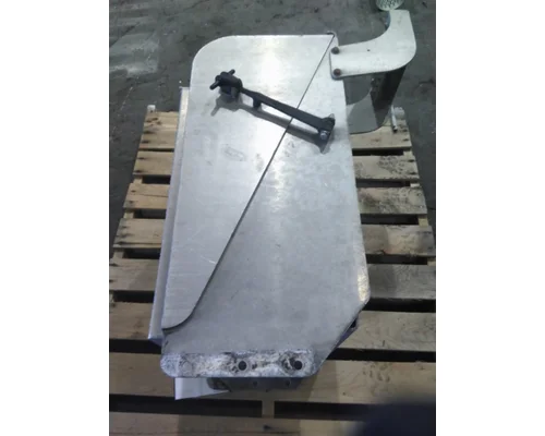 PETERBILT 579 BATTERY BOX