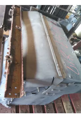 PETERBILT 579 BATTERY BOX