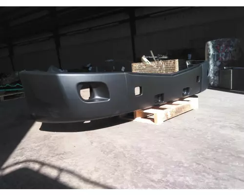 PETERBILT 579 BUMPER ASSEMBLY, FRONT