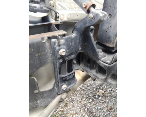 PETERBILT 579 BUMPER BRACKET