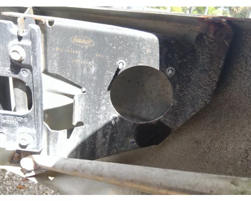 PETERBILT 579 BUMPER BRACKET