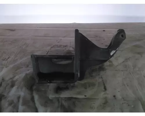 PETERBILT 579 BUMPER BRACKET