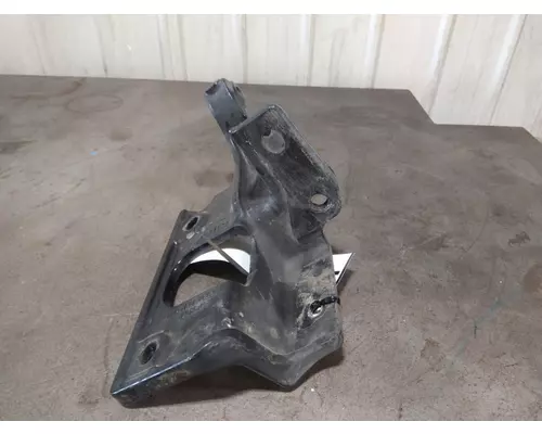 PETERBILT 579 BUMPER BRACKET