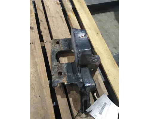 PETERBILT 579 BUMPER BRACKET
