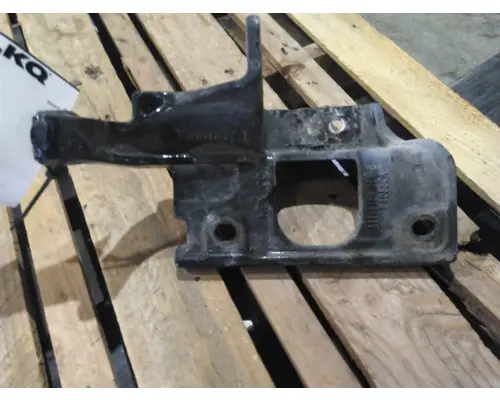 PETERBILT 579 BUMPER BRACKET