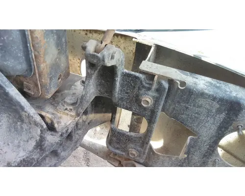 PETERBILT 579 BUMPER BRACKET