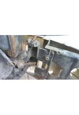 PETERBILT 579 BUMPER BRACKET