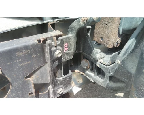 PETERBILT 579 BUMPER BRACKET