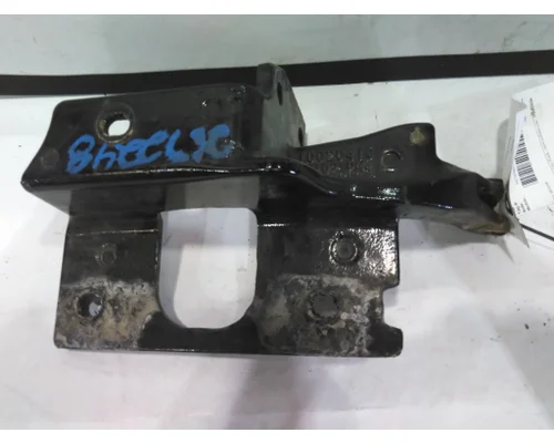 PETERBILT 579 BUMPER BRACKET