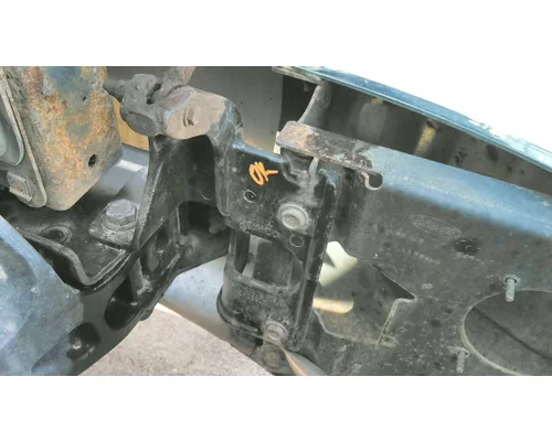 PETERBILT 579 BUMPER BRACKET