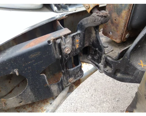 PETERBILT 579 BUMPER BRACKET