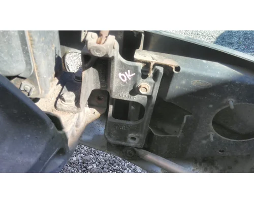 PETERBILT 579 BUMPER BRACKET