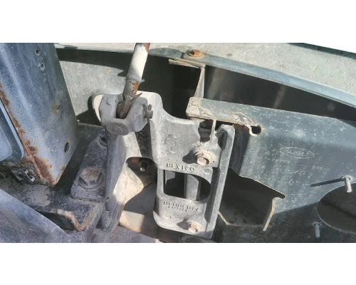 PETERBILT 579 BUMPER BRACKET