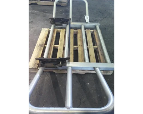 PETERBILT 579 BUMPER BRUSH GUARD