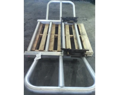 PETERBILT 579 BUMPER BRUSH GUARD