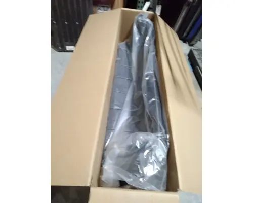 PETERBILT 579 BUMPER CENTER