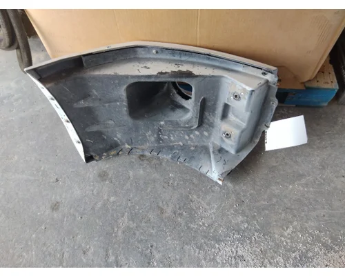 PETERBILT 579 BUMPER END