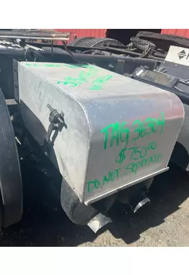 PETERBILT 579 Battery Box/Tray