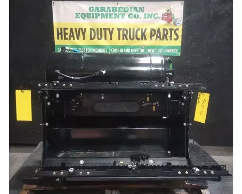 PETERBILT 579 Battery BoxTray
