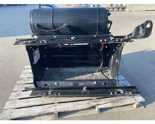 PETERBILT 579 Battery Box