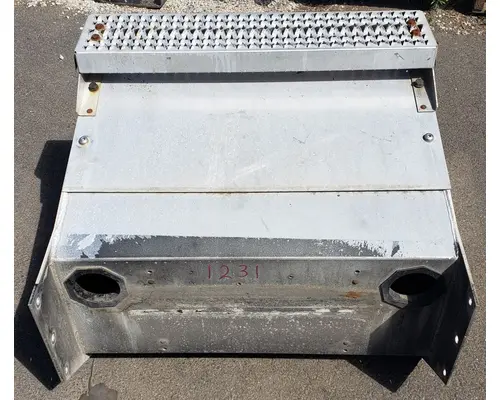PETERBILT 579 Battery Box