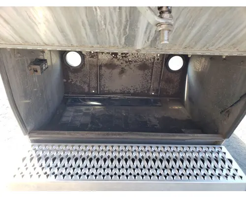 PETERBILT 579 Battery Box